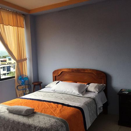 Centro Macas Apartment Bagian luar foto